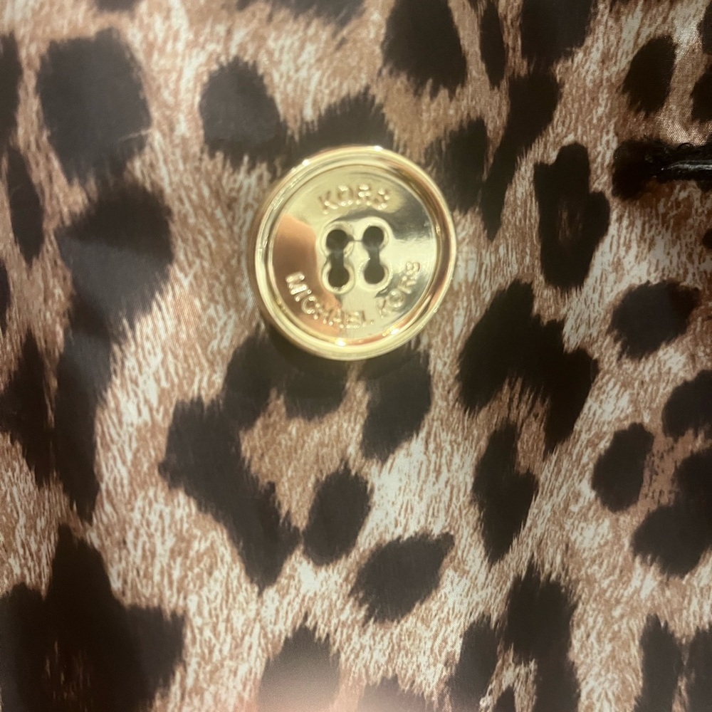 Michael Kors Leopard Print rain coat - Picture 7 of 7